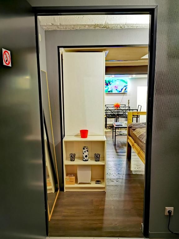 Апартаменты Old Town Basement Apartments Вильнюс-61