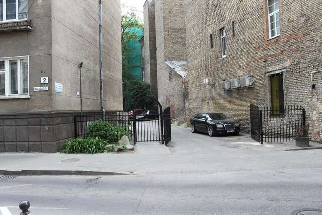 Апартаменты Old Town Basement Apartments Вильнюс-28