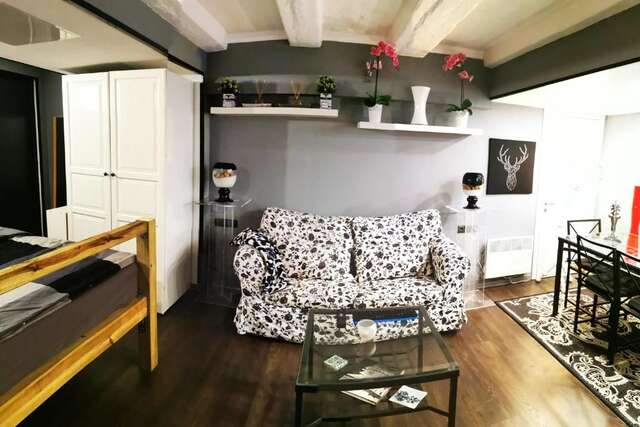 Апартаменты Old Town Basement Apartments Вильнюс-72